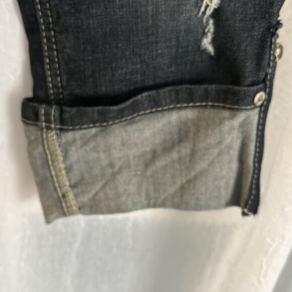 Guess capri distress dark wash jeans with zipper bottom - Picture 8 of 8